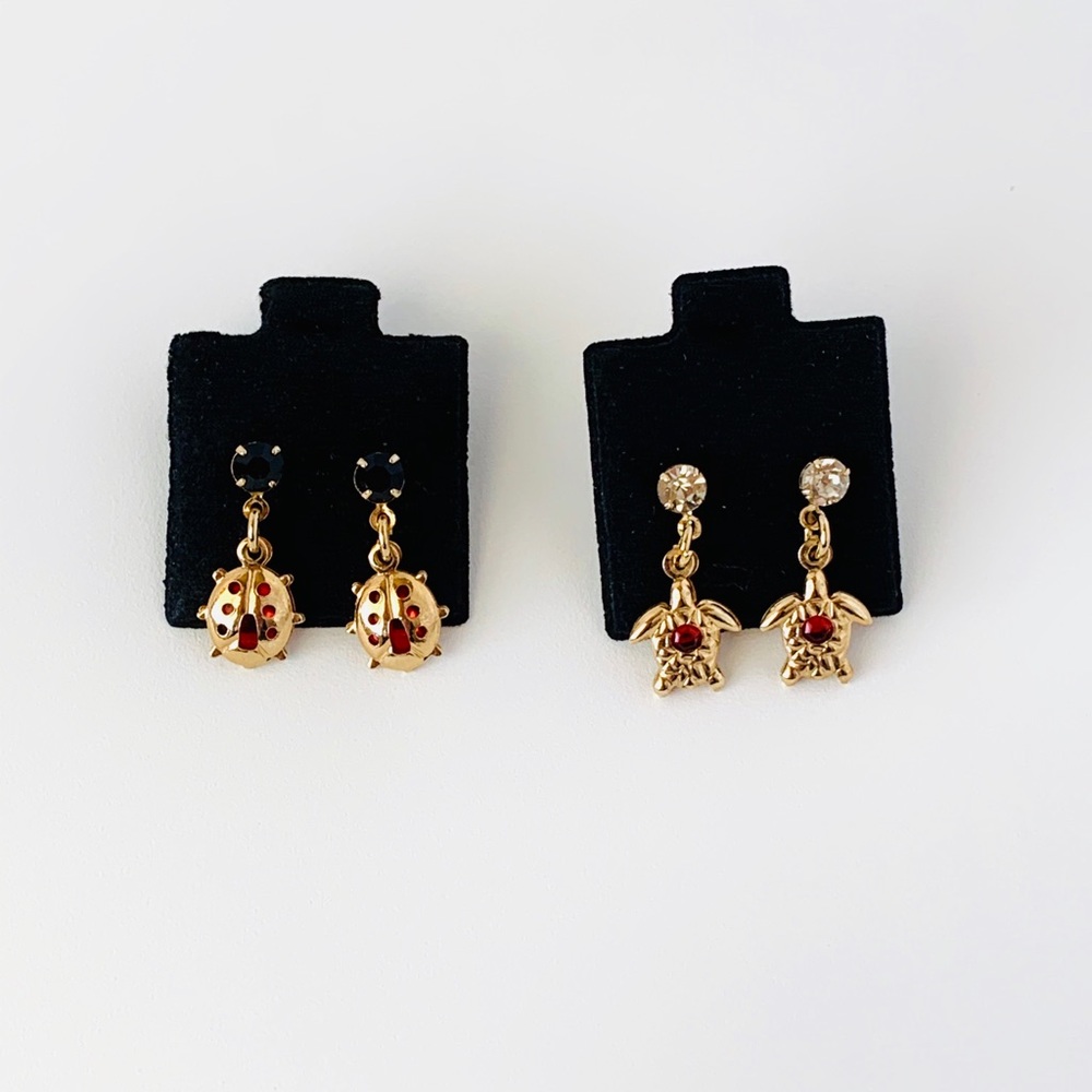 2 pairs Gold plated earrings